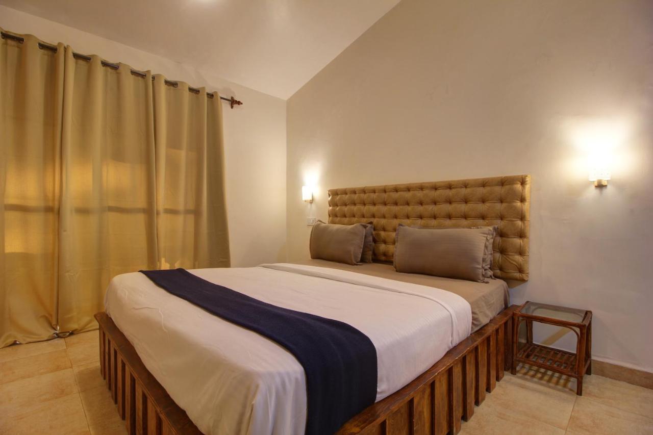 Grand Royale Palms Benaulim Hotel Exterior photo
